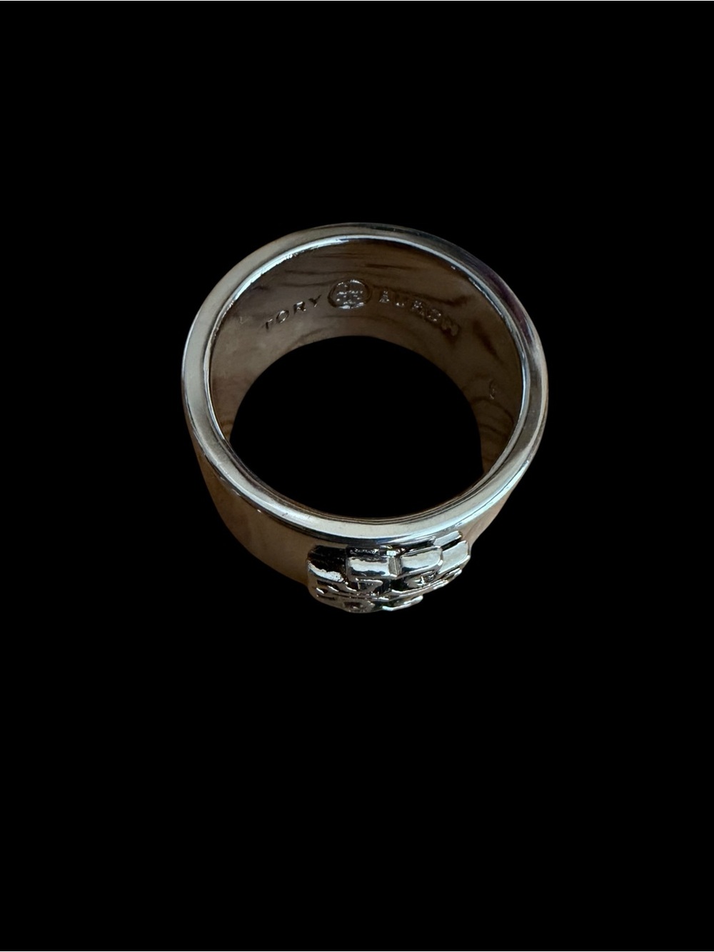 Tory Burch Britten Silver Tone Logo Ring, Size 6 - Picture 4 of 5